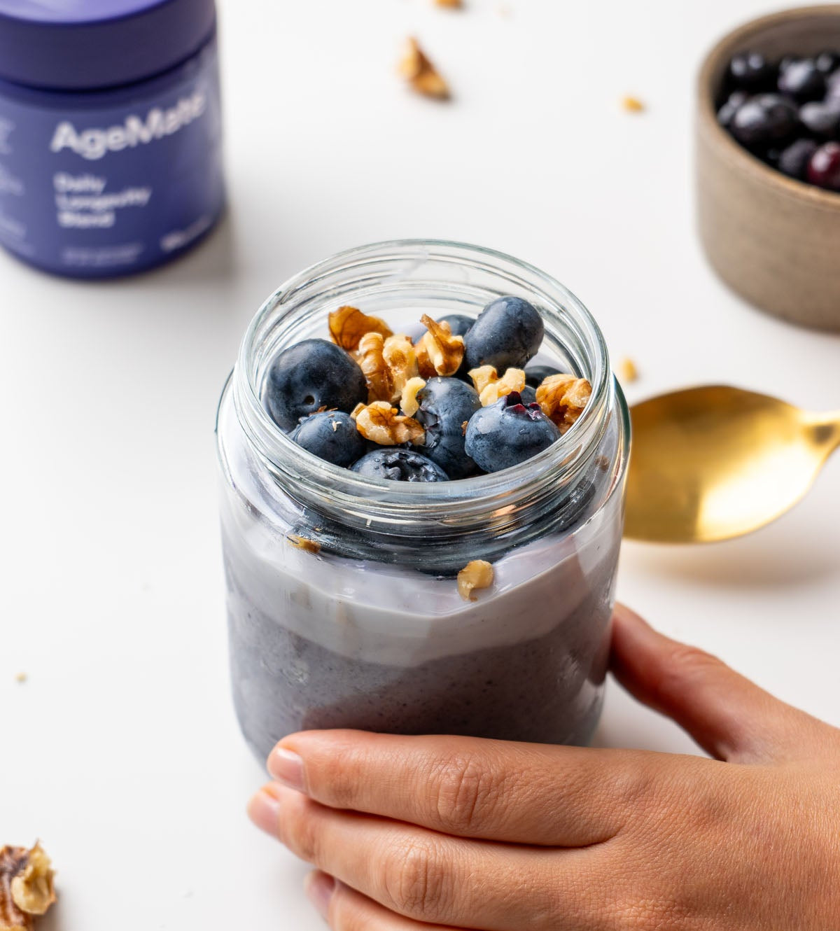 Plantbaes’ Blended Blueberry Oats with AgeMate Longevity Blend